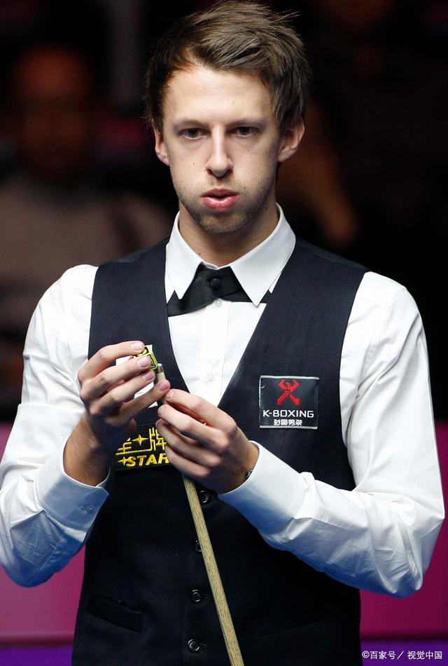 道路上一个 道路上一个